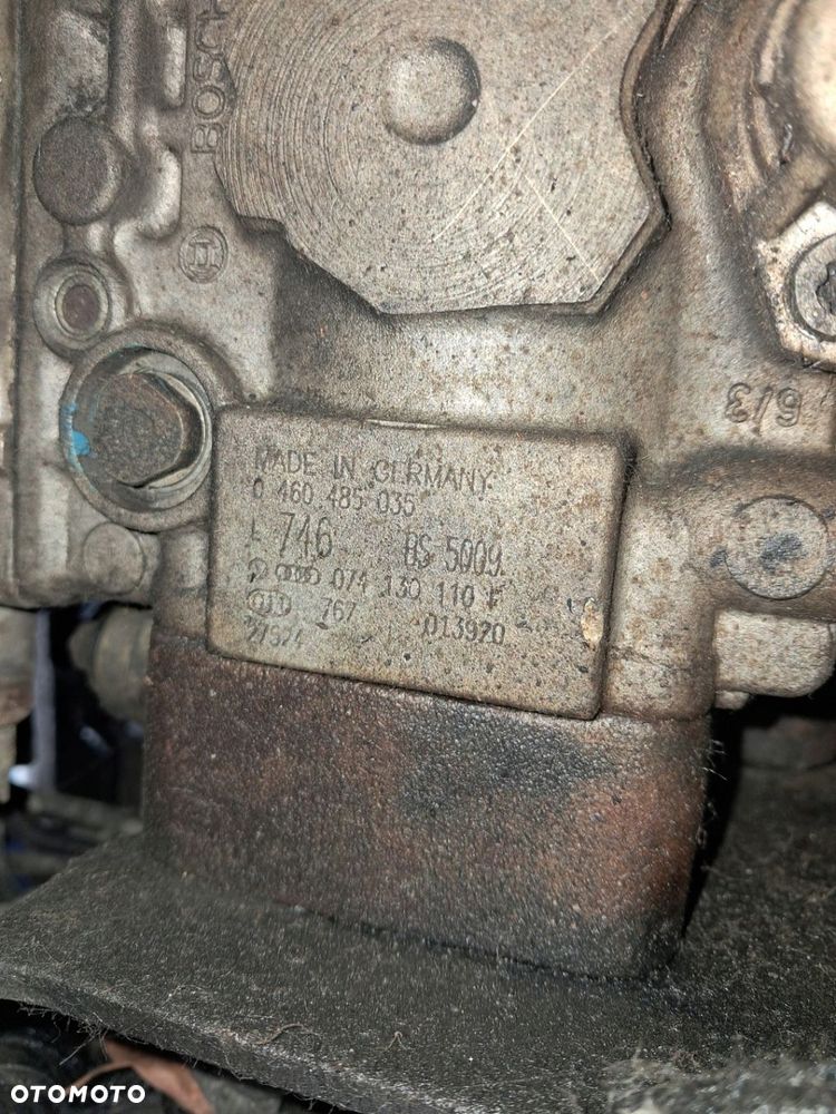 Pompa wtryskowa paliwa VW Transporter T4 LT 2.4 D 0460485035 074130110F - 1