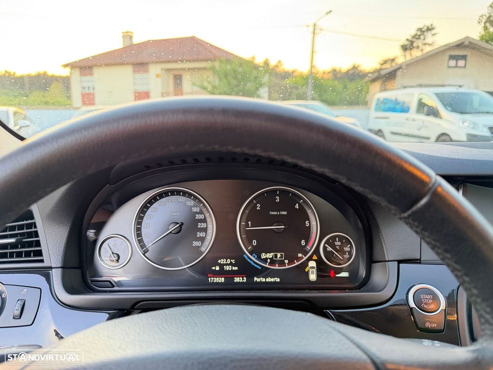 BMW 520 d Auto - 21