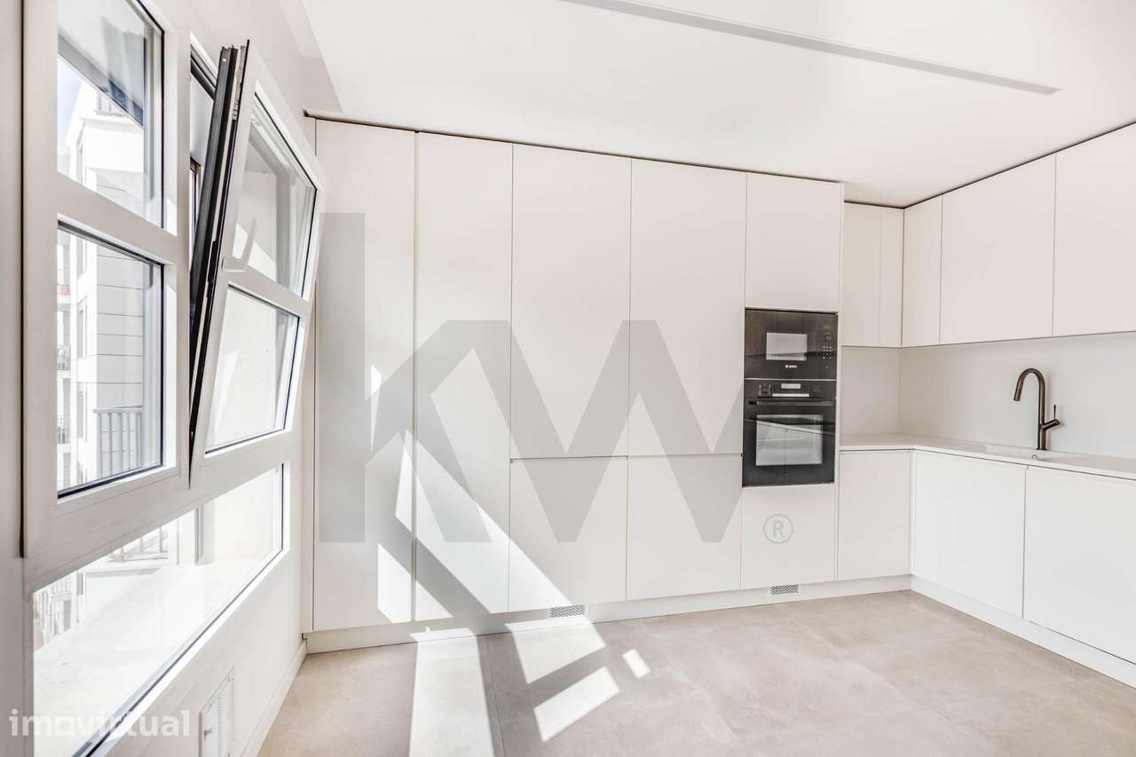 Apartamento T2 NOVO | 136 m2 ABP | VARANDA | 2 PARQUEAMENTOS | ALVALAD - Grande imagem: 4/28