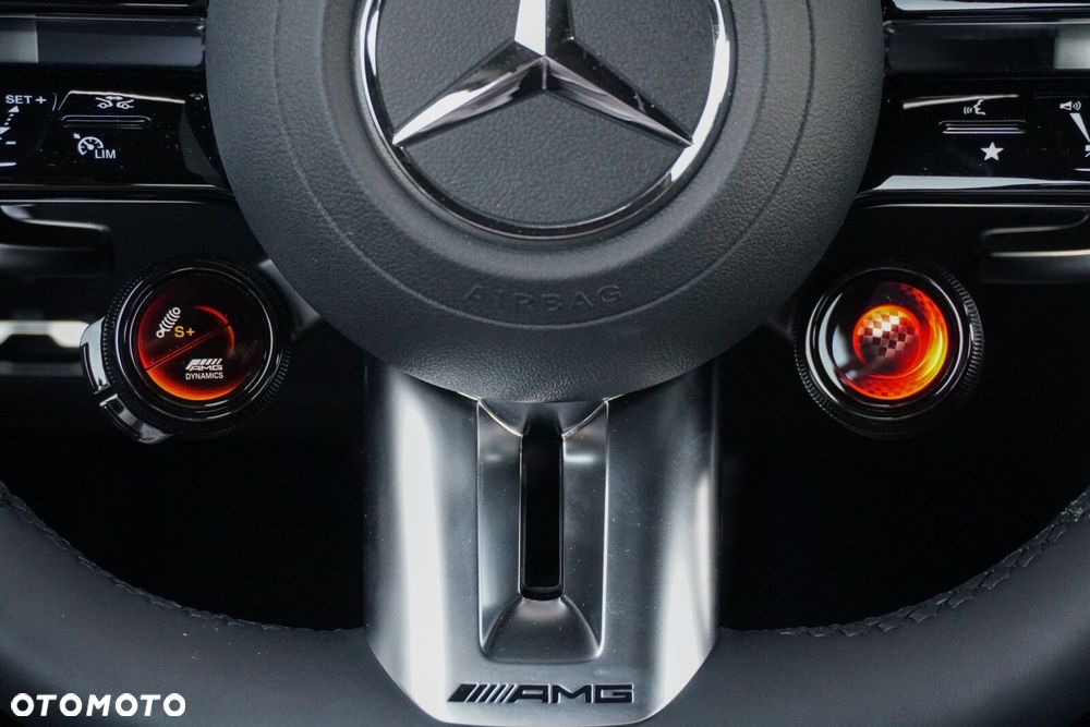 Mercedes-Benz AMG GT - 13