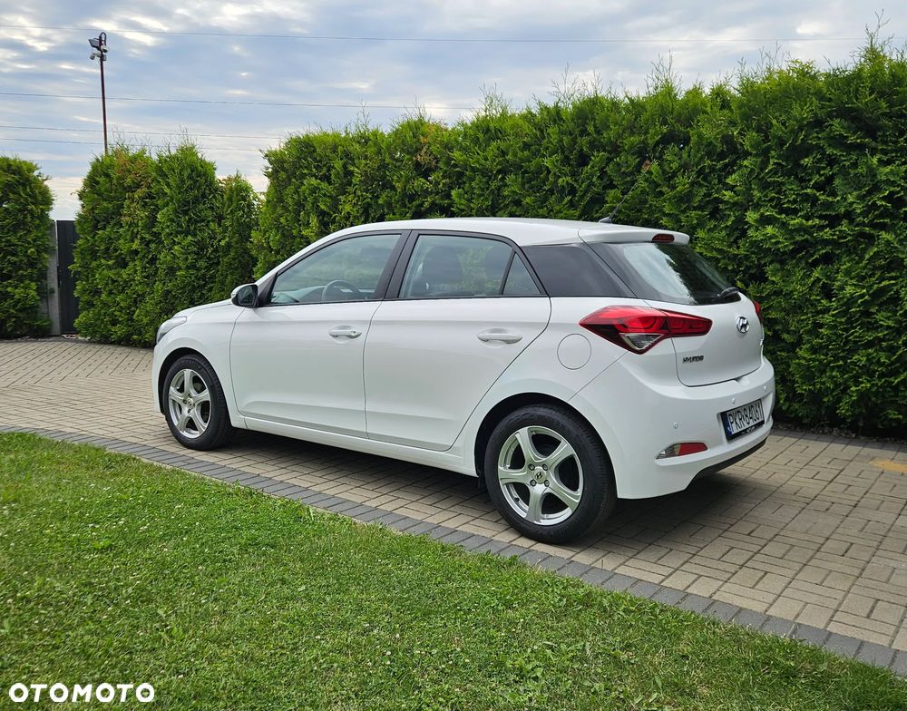 Hyundai i20 1.2 Select - 6