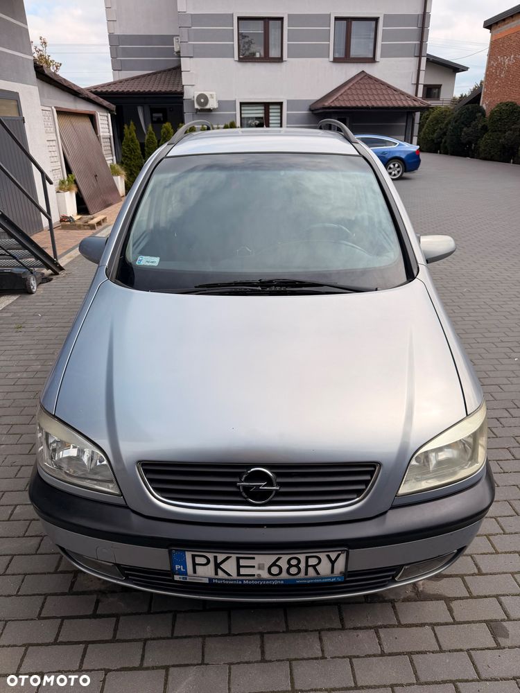 Opel Zafira 1.8 16V Elegance - 4
