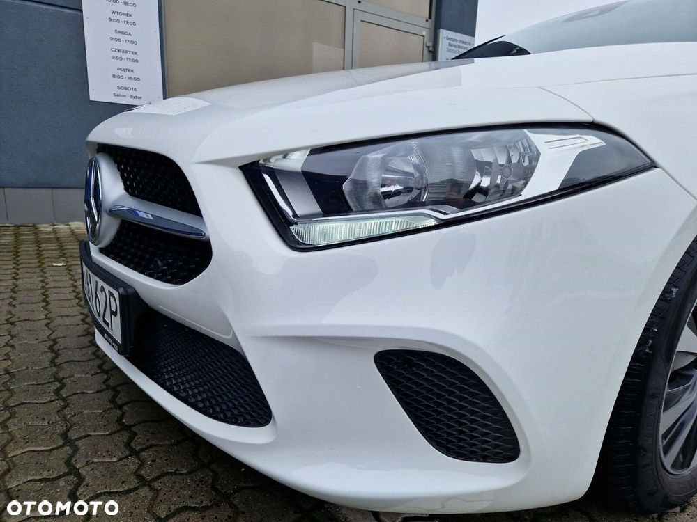 Mercedes-Benz Klasa A 180 Style 7G-DCT - 13