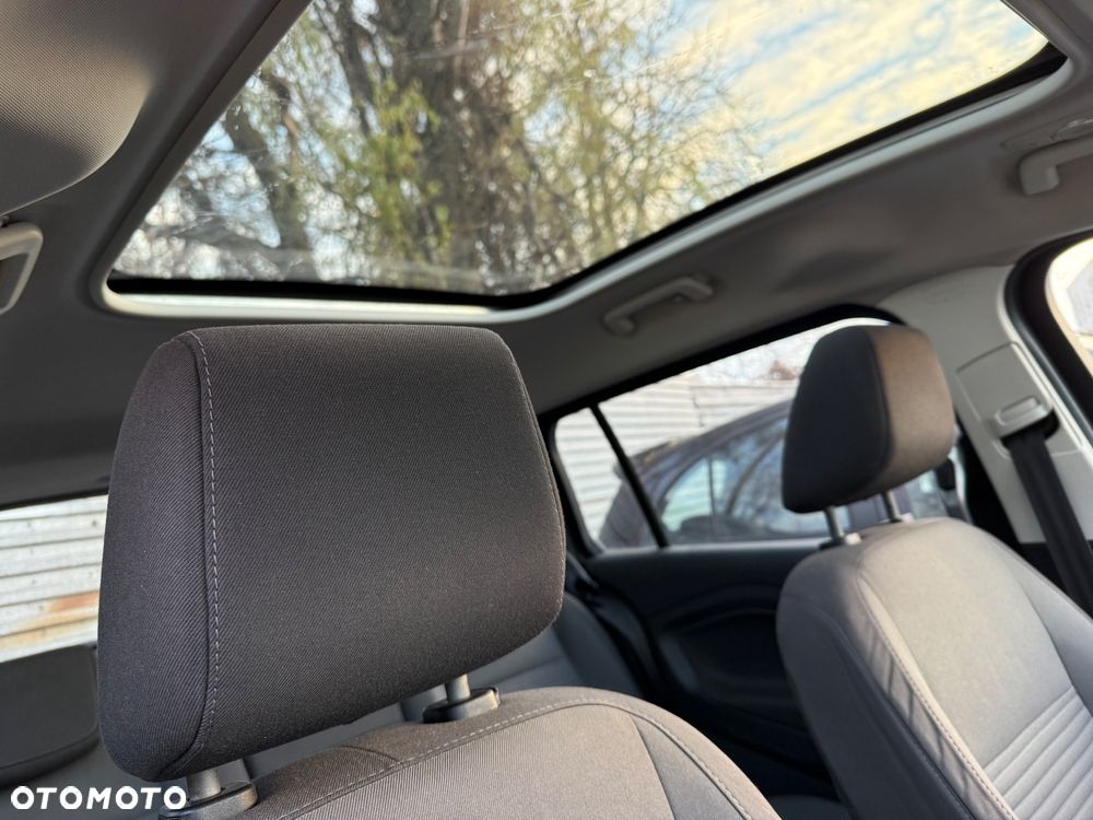 Ford Grand C-MAX - 19