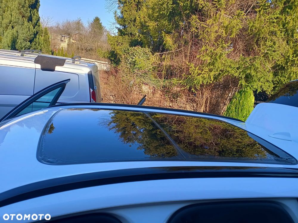Volvo XC 60 B5 B AWD Plus Dark - 36