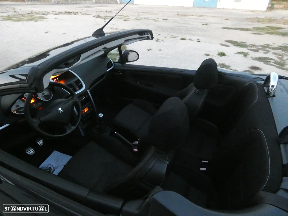Peugeot 207 CC 1.6 HDi FAP Sport - 11