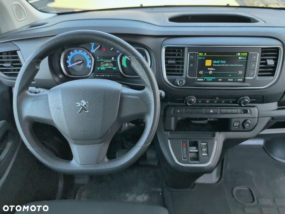 Peugeot e-Expert - 11