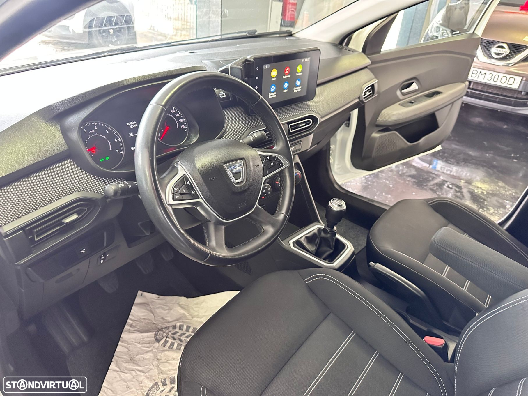 Dacia Sandero 1.0 SCe Essential - 18