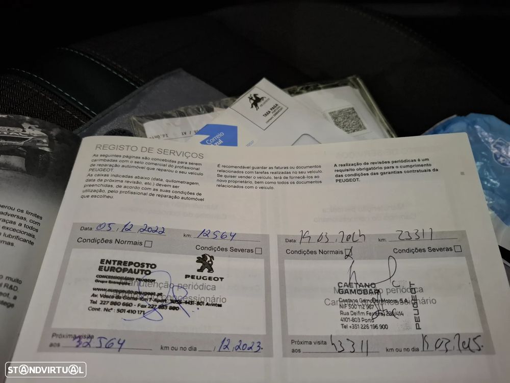 Peugeot 2008 1.2 PureTech Allure Pack - 17