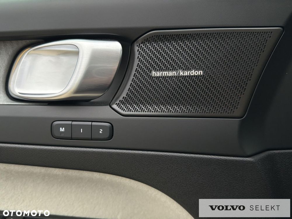 Volvo XC 40 - 28