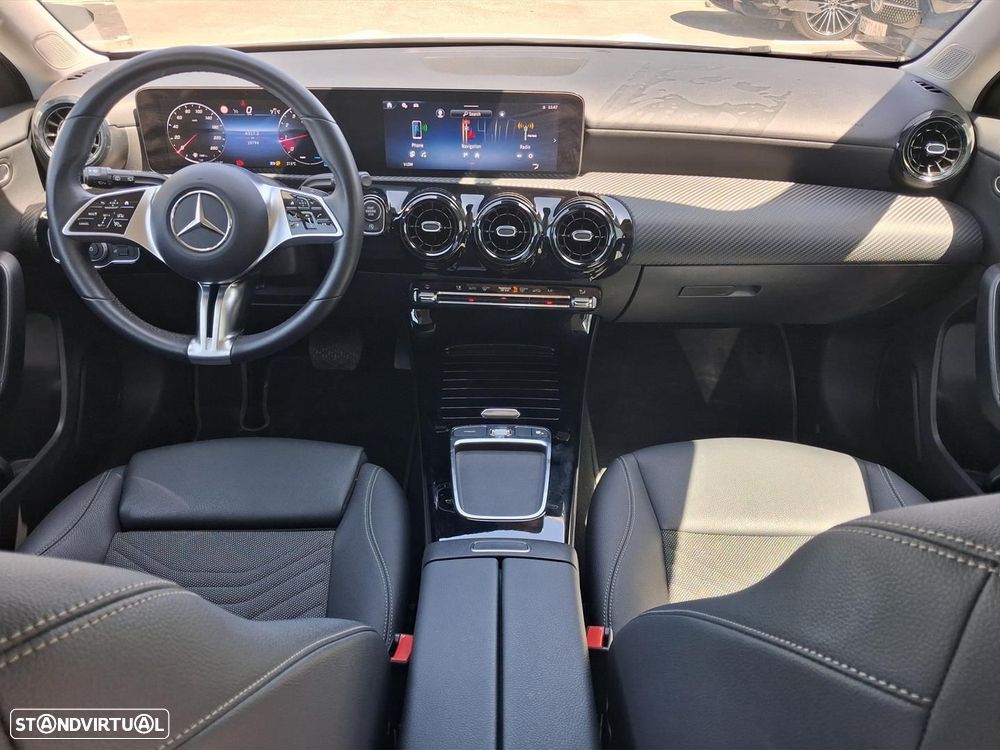 Mercedes-Benz A 200 Standard - 16