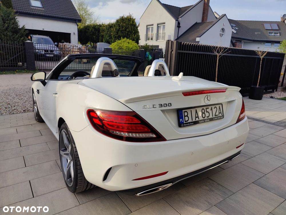 Mercedes-Benz SLC 300 9G-TRONIC - 10