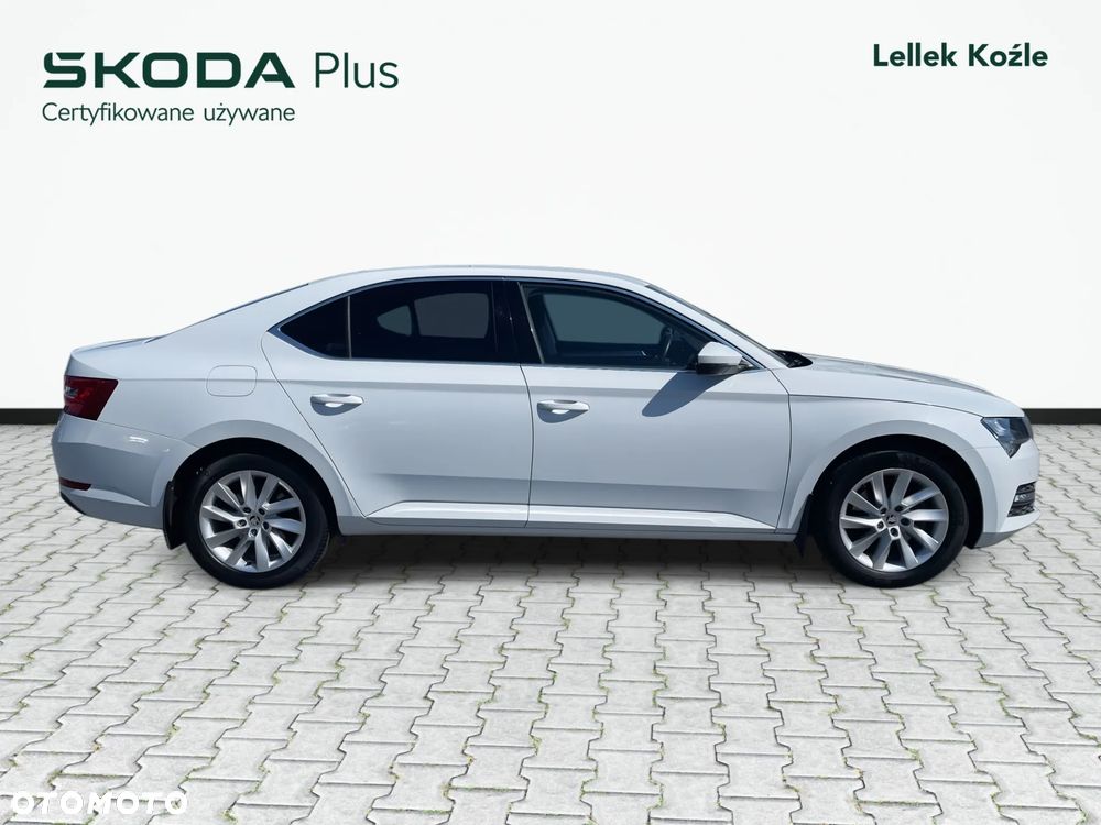 Skoda Superb 2.0 TDI SCR Ambition - 15