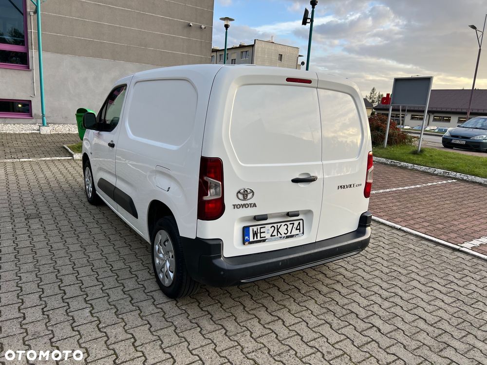 Toyota Proace City - 9