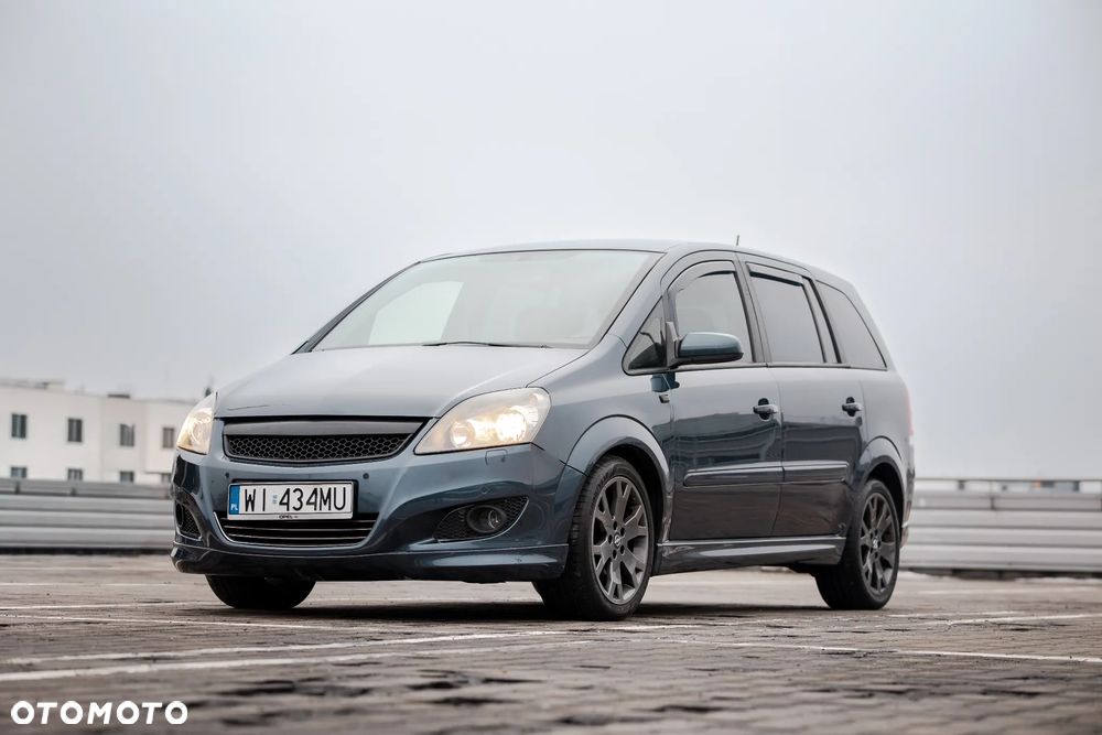 Opel Zafira 1.9 CDTI Cosmo - 2