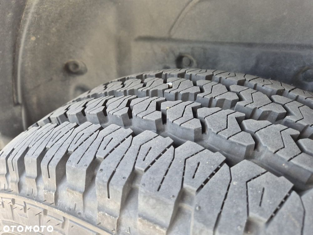 Jeep Wrangler - 37