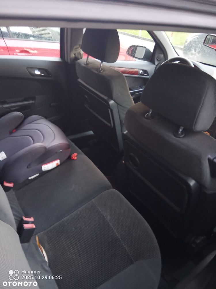 Opel Astra III 1.8 Enjoy - 8