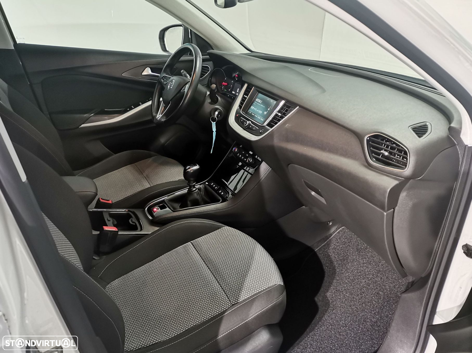 Opel Grandland X 1.2 T GS Line - 9