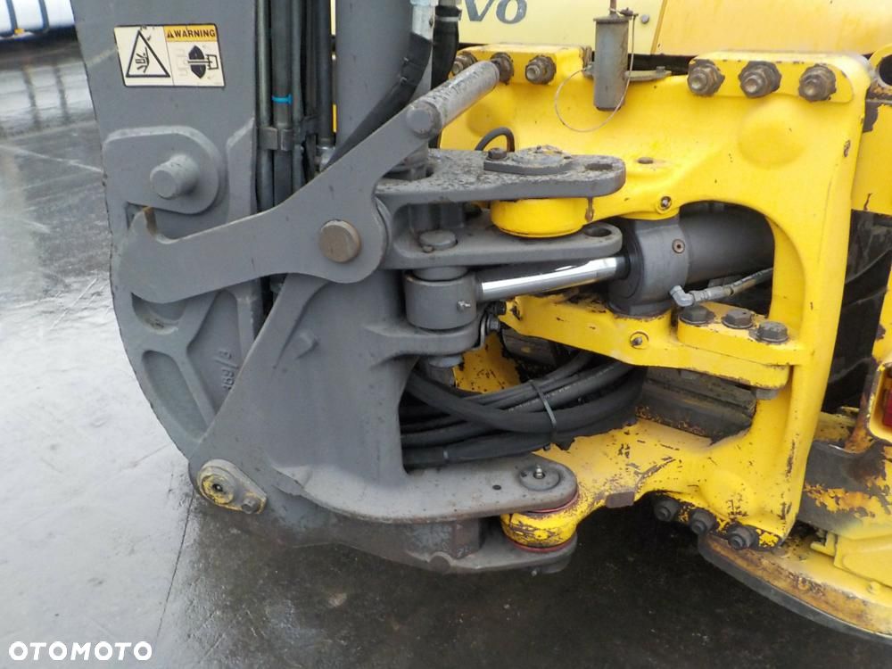 Volvo BL71 - 7