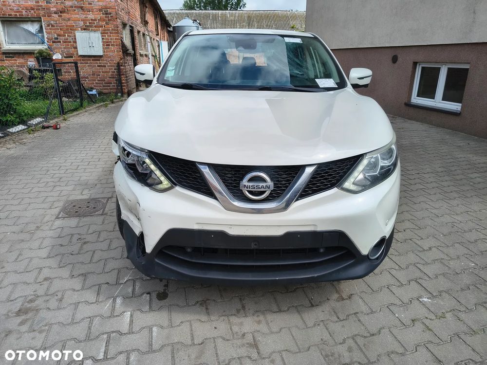 Nissan Qashqai - 2