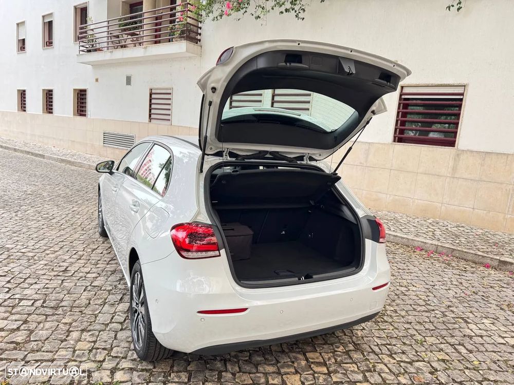 Mercedes-Benz A 250 e 8G-DCT - 5