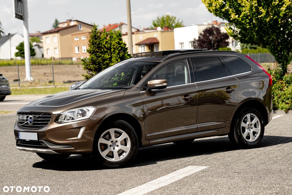 Volvo XC 60 D3 Drive-E Momentum - 4
