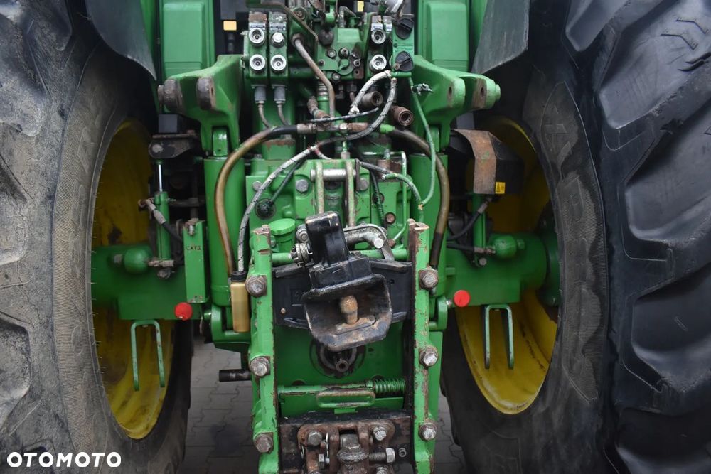 John Deere 7430 - 16