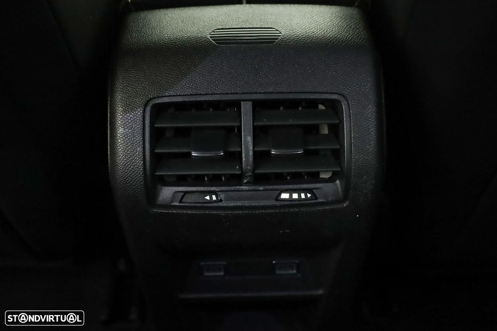 Peugeot 308 SW 1.2 PureTech GT EAT8 - 22