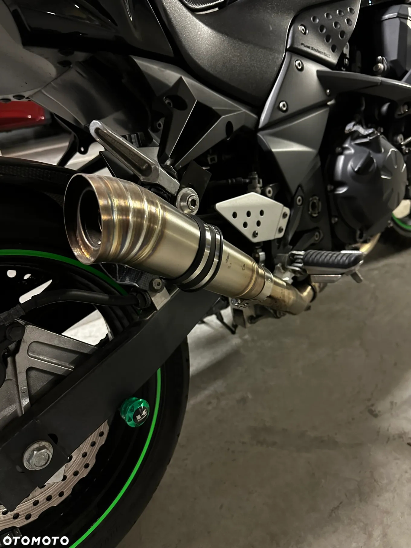 Kawasaki ZR - 8
