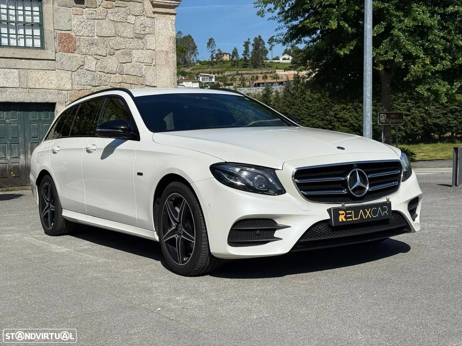Mercedes-Benz E 300 de AMG Line - 3