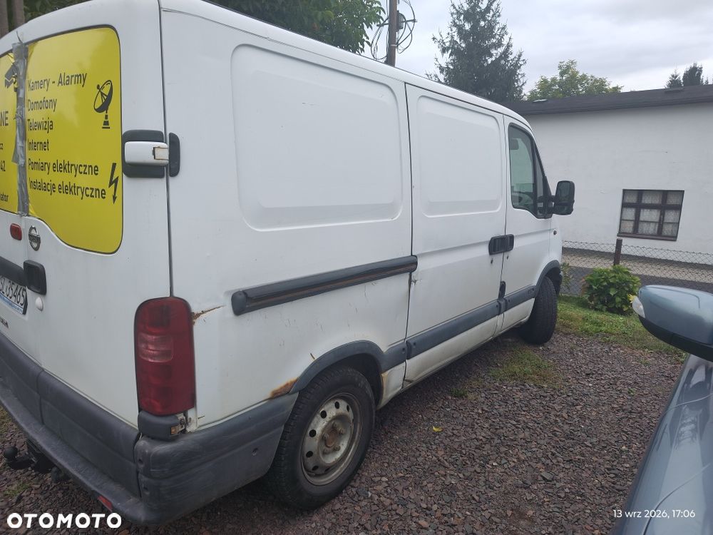 Nissan Interstar - 3