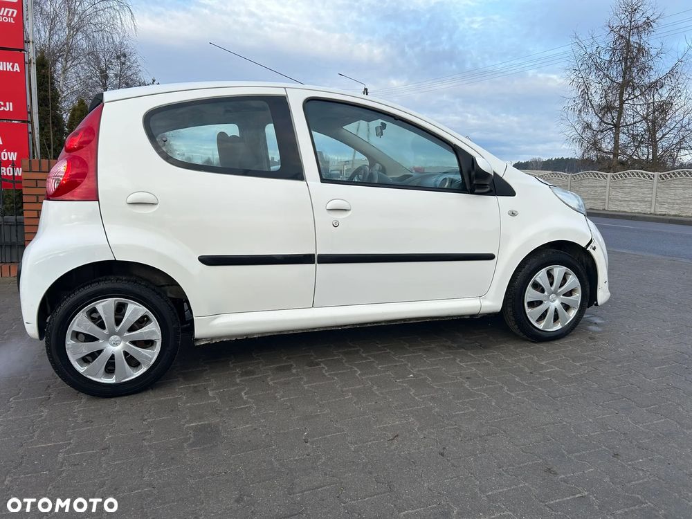 Peugeot 107 - 5