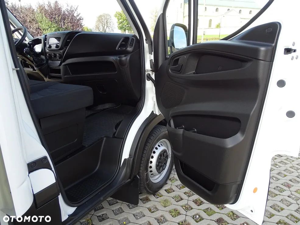 Iveco Daily 35S18 3.0 180 Plandeka 10 Ep. 5.00 m.+ DRZWI JAK NOWY!! Salon PL! 1 Wł. - 22