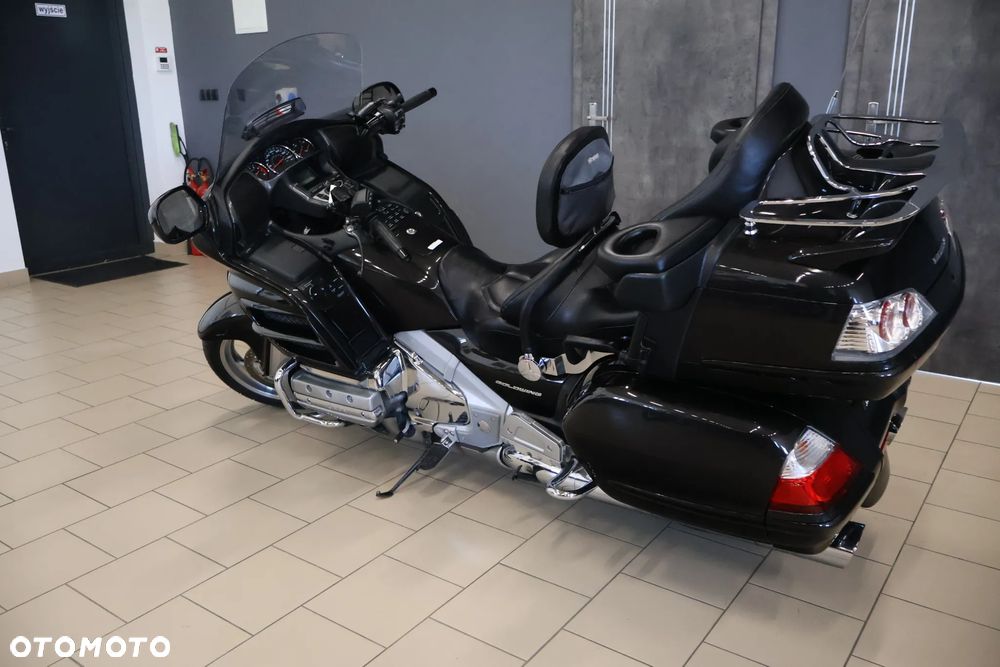 Honda GL - 22