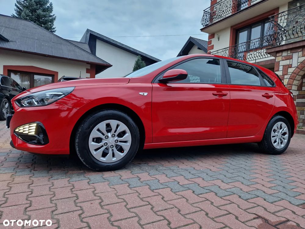 Hyundai i30 1.5 DPI Classic + - 4