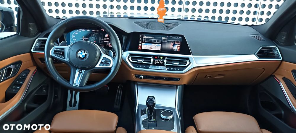 BMW Seria 3 - 16