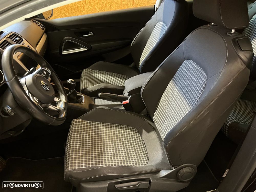 VW Scirocco 2.0 TDI Sport - 19