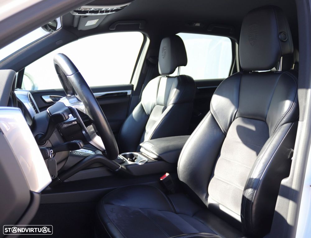 Porsche Cayenne S E-Hybrid Platinum Edition - 14