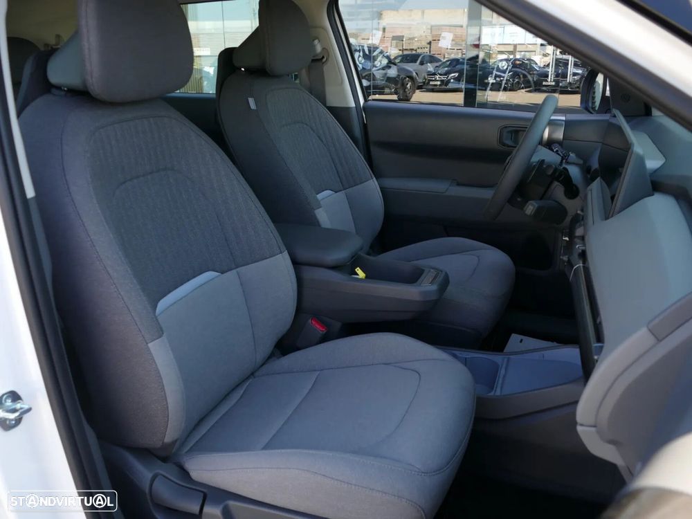 Kia EV3 58.3 kWh Drive - 33