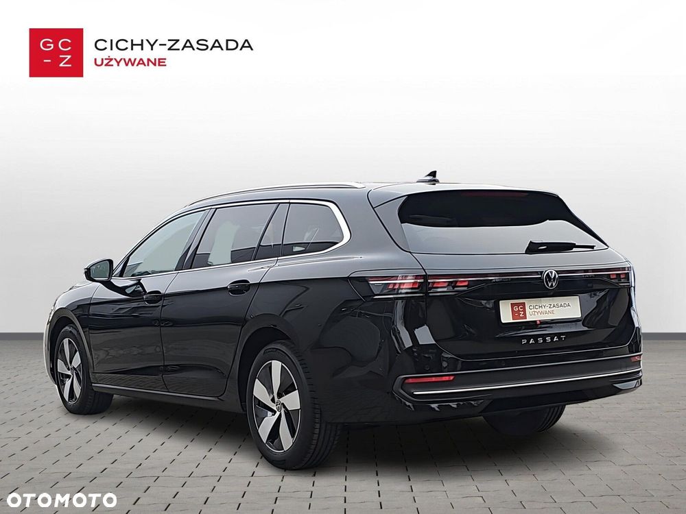 Volkswagen Passat - 7