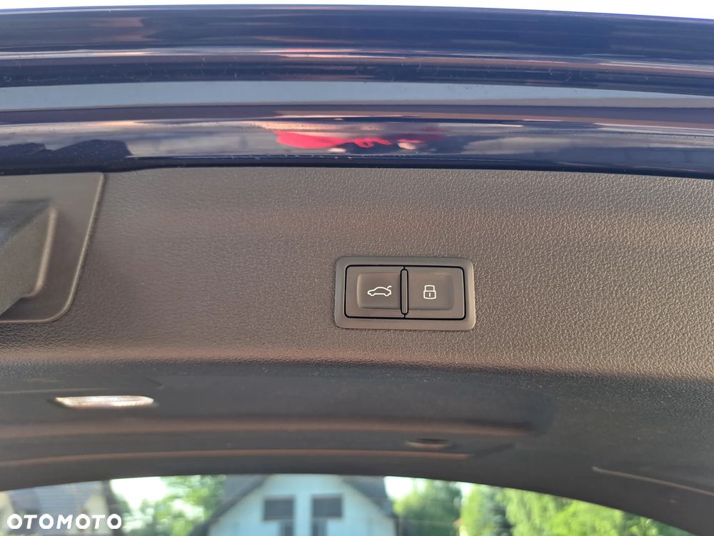 Audi A6 Avant 2.0 TDI ultra S tronic - 16