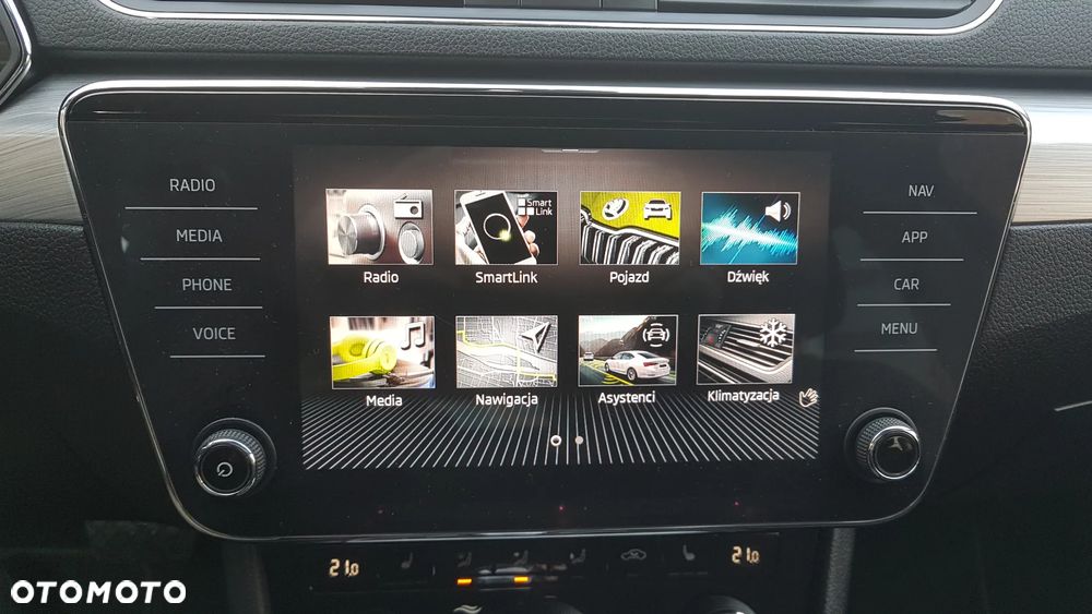 Skoda Superb 1.5 TSI Ambition DSG - 17