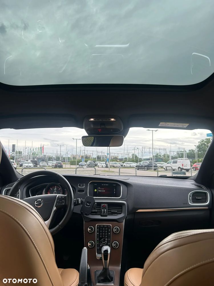 Volvo V40 D2 Drive-E Inscription - 19