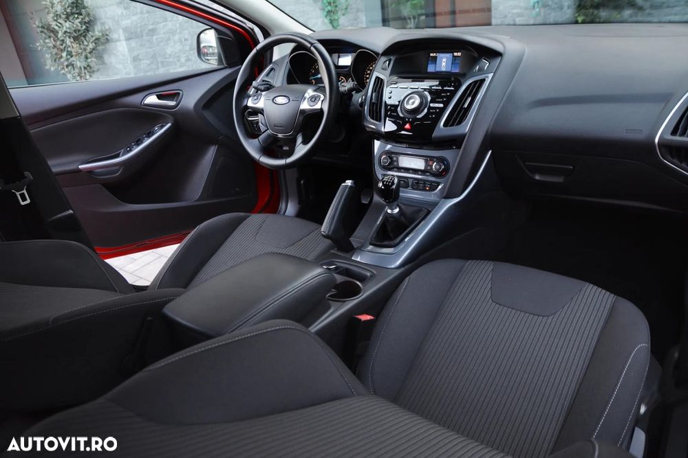 Ford Focus 1.0 EcoBoost Start-Stopp-System Titanium - 4