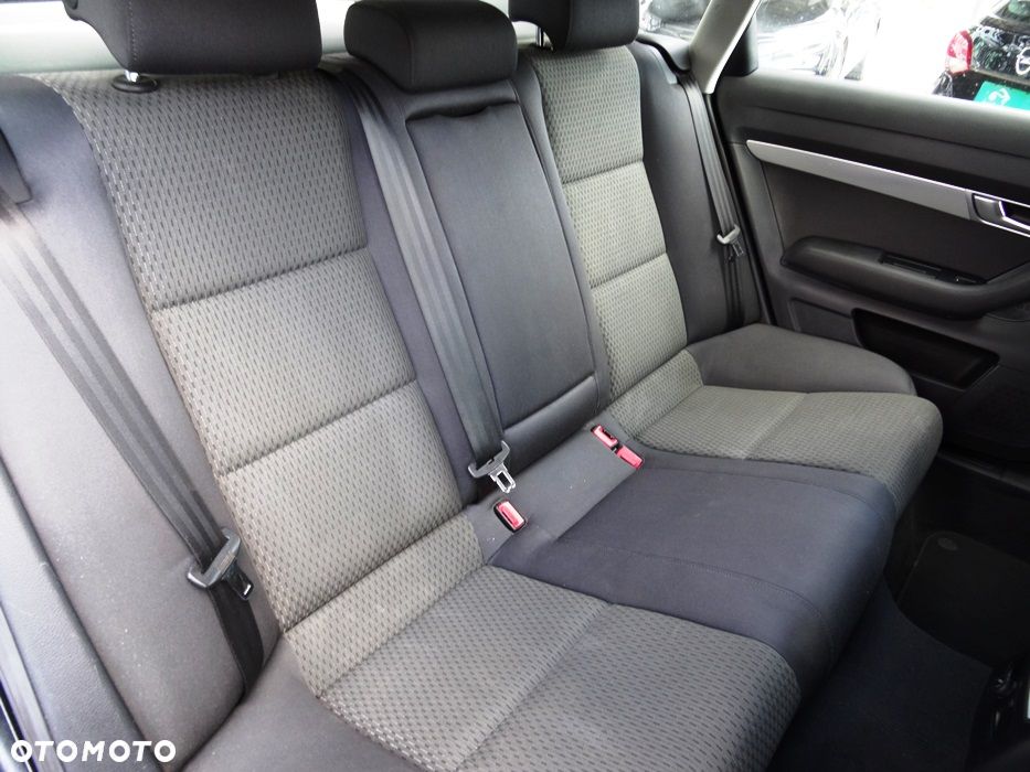 Audi A6 Limousine 2.0T FSI - 14