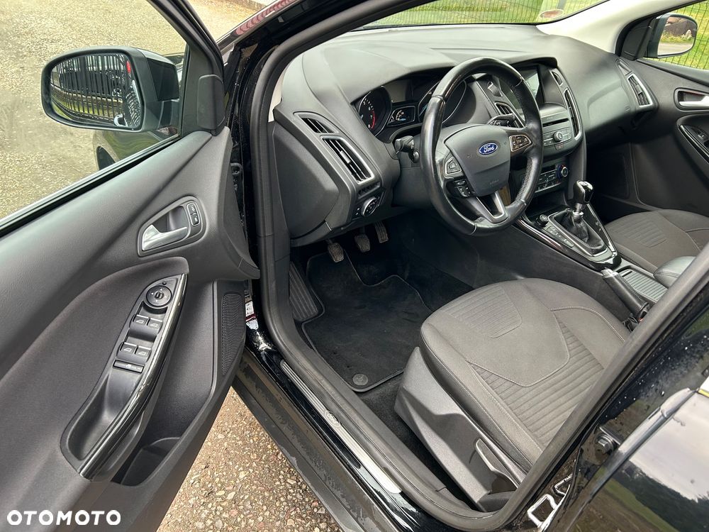 Ford Focus 1.0 EcoBoost Start-Stopp-System TITANIUM STYLE - 8