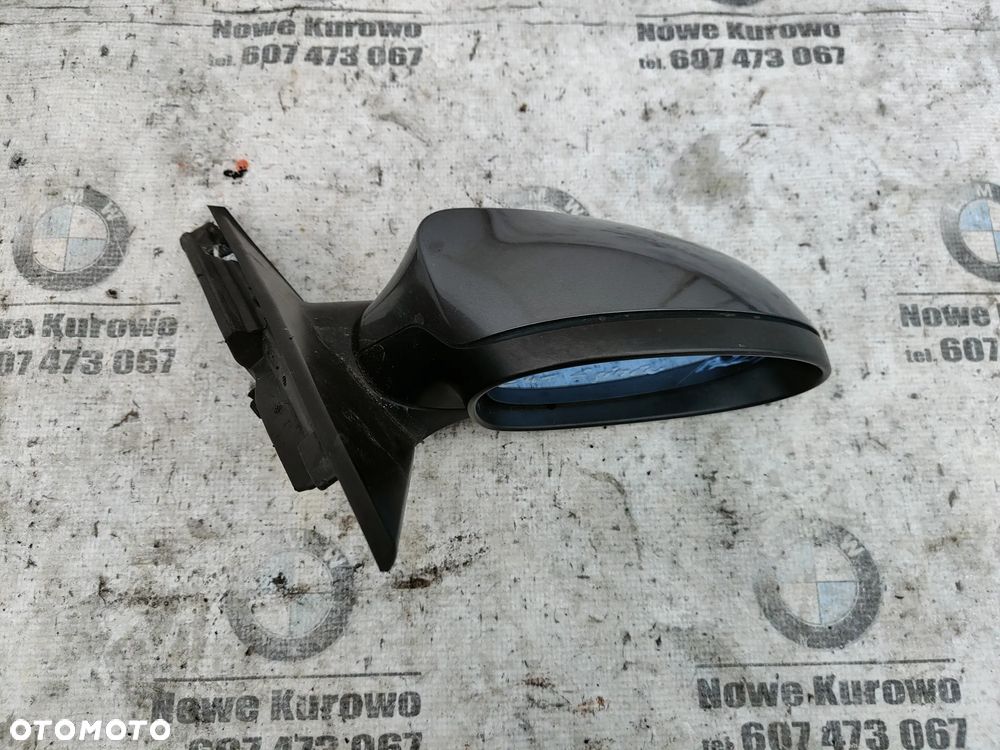 BMW E87 Lusterko prawe SparklingGraphite A22 Europa 5 pinów - 1