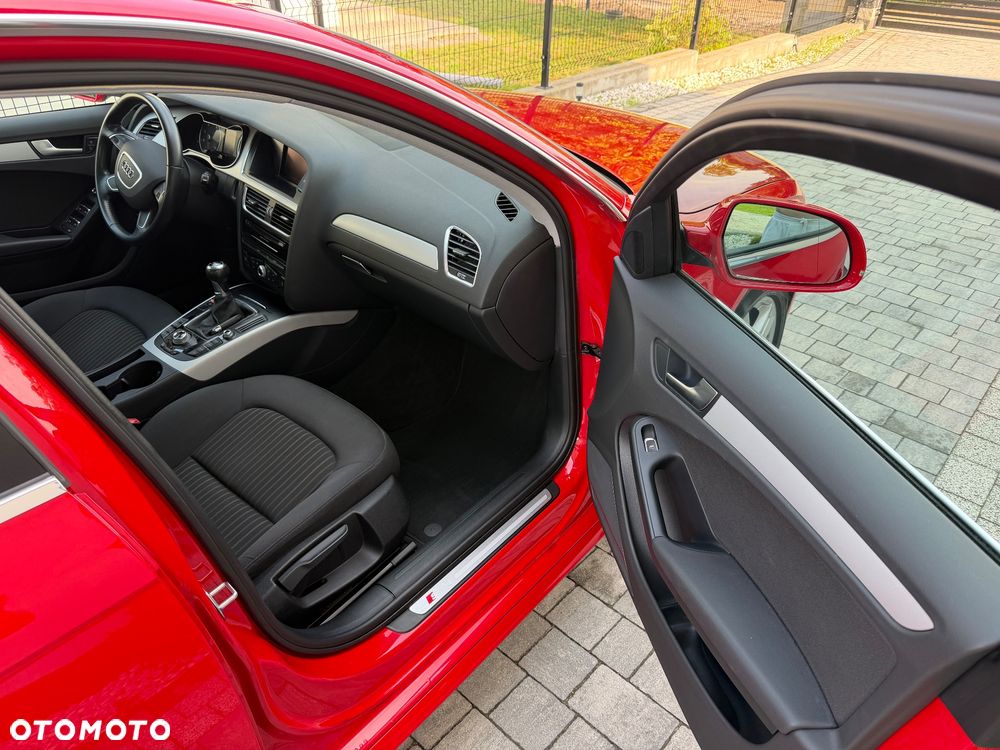Audi A4 Avant 1.8 TFSI S line Sportpaket - 13