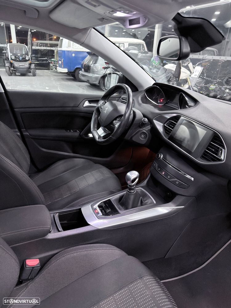 Peugeot 308 SW 1.6 e-HDi Allure J18 - 15