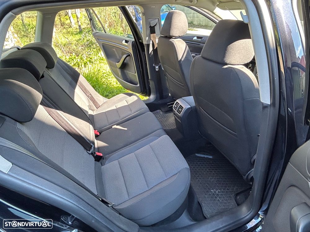 VW Golf Variant 1.6 TDi Confortline - 12